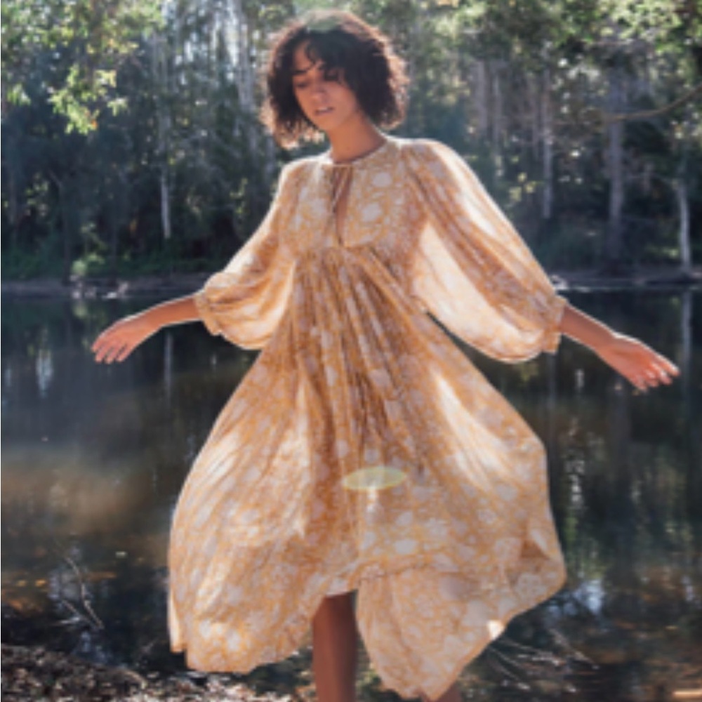 Daughters of India Kyra Midi Cream/Gold Dress